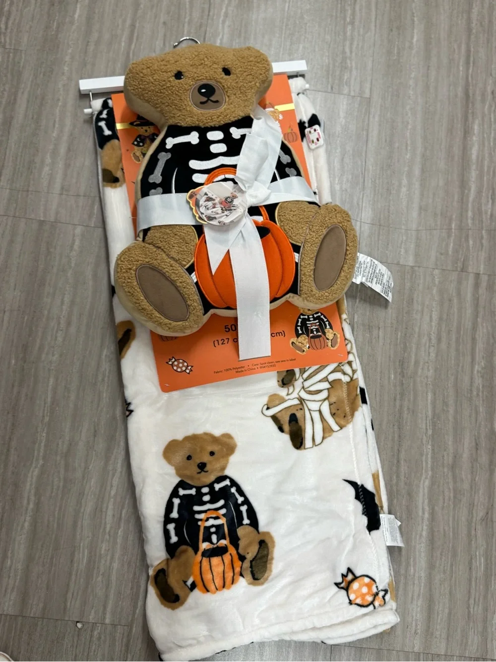 Teddy Bear Halloween Plush Blanket Set - Brown & White